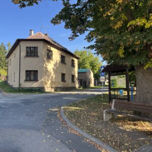 Prodej rodinného domu 390 m2, Velké Popovice